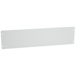 XL3: Metalna maska puna, visina 150mm, sa srafovima, 24 modula