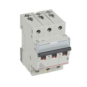 TX3: automatski osigurac 3P B10 6000A BIK