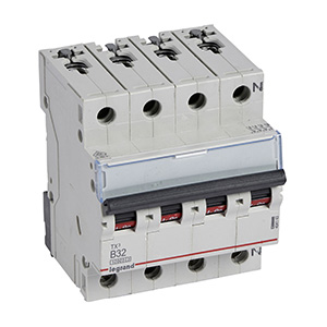 TX3: automatski osigurac 3P+N B32 10000A BIC