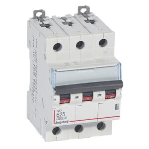 DX3: automatski prekidac 3P, 10kA, kriva "B", 25A