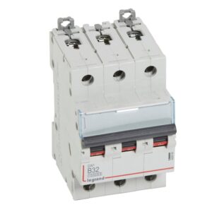 DX3: automatski osigurac 3P, 16kA, kriva "B", 32A