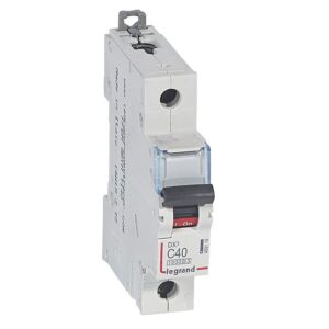DX3: automatski osigurac 1P, 16kA, kriva "C", 40A
