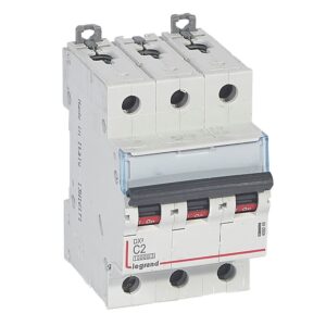 DX3: automatski osigurac 3P, 16kA, kriva "C", 2A