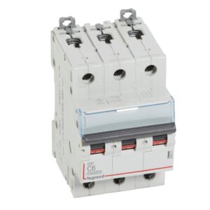 DX3: automatski osigurac 3P, 16kA, kriva "C", 6A