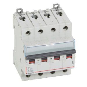 DX3: automatski osigurac 4P, 16kA, kriva "C", 10A
