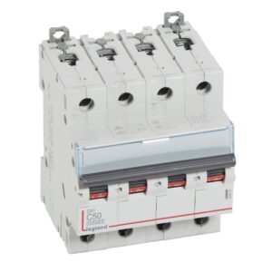 DX3: automatski osigurac 4P, 10kA, kriva "C", 50A