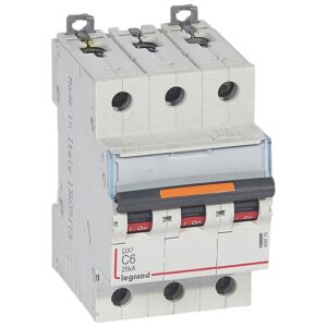 DX3: automatski osigurac 3P, 25 kA, kriva "C", 6A