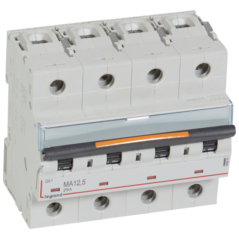 DX3 4P 12,5A 25KA