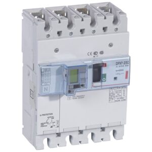 DPX3: kompakt prekidac 250A, 4P, F, FC, In=250A, Un=380/415V (Icu=36kA, Ics=100%Icu), elektronska zastitna jedinica (In=250A, Ir=0.4-1In, Isd=1.5...10In, Tr=3…15s, Tsd=0…0.5s, LCD), sa integrisanom centralnom mernom jedinicom (merenje I, U, F, Pn, En, THD) sa modulom diferencijalne zastite sa LCD (podešavanje osetljivosti: 0.03-0.3-1-3–3A, podešavanje vremena kašnjenja: 0-0.3-1-3s)