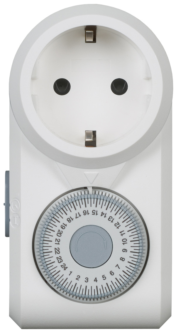 OMNIREX: progr. vrem. automat, ON-AUTO, dnevni (24 h), 16A, 230V AC, sa uticnicom 2P+E, interval podesavanja 15 min.