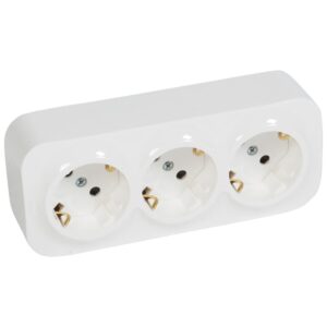 FORIX: uticnica 3X2P+E 16A, bela