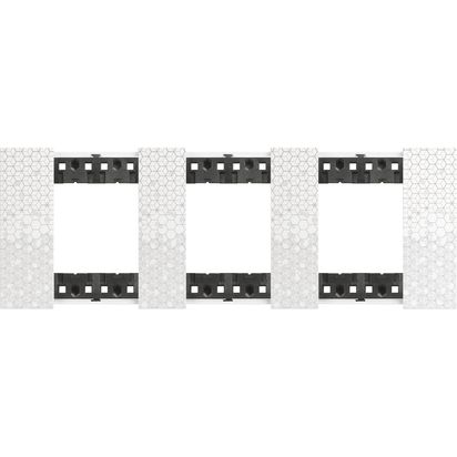 Living Now: okvir 3x2M, pixel