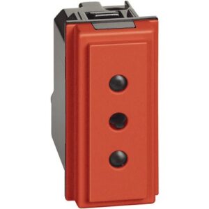 UTICNICA 2P+E 10A 250V CRVENA