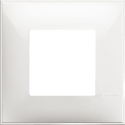 Classia: okvir, 2M, bela